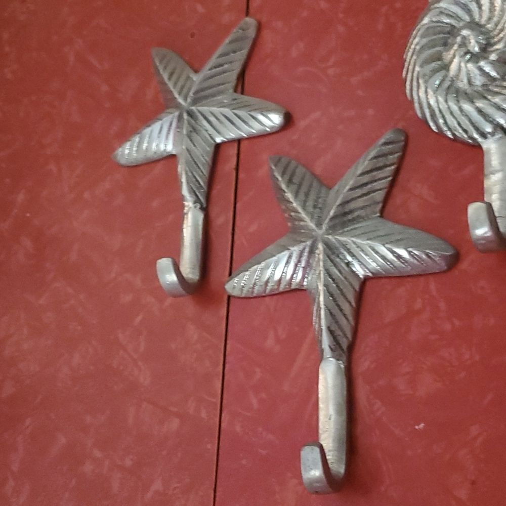 Starfish Shell Wall Hooks Set of 4 - Picture 3 of 10